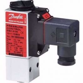 Danfoss 061B110866 1/4" Pressure Switch 0-230 PSI