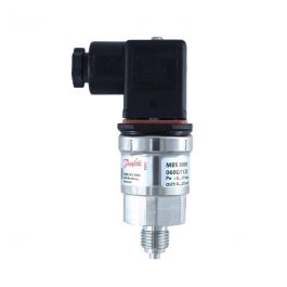Danfoss 060G1125 Pressure Transmitter 0-145 PSI 4-20mA