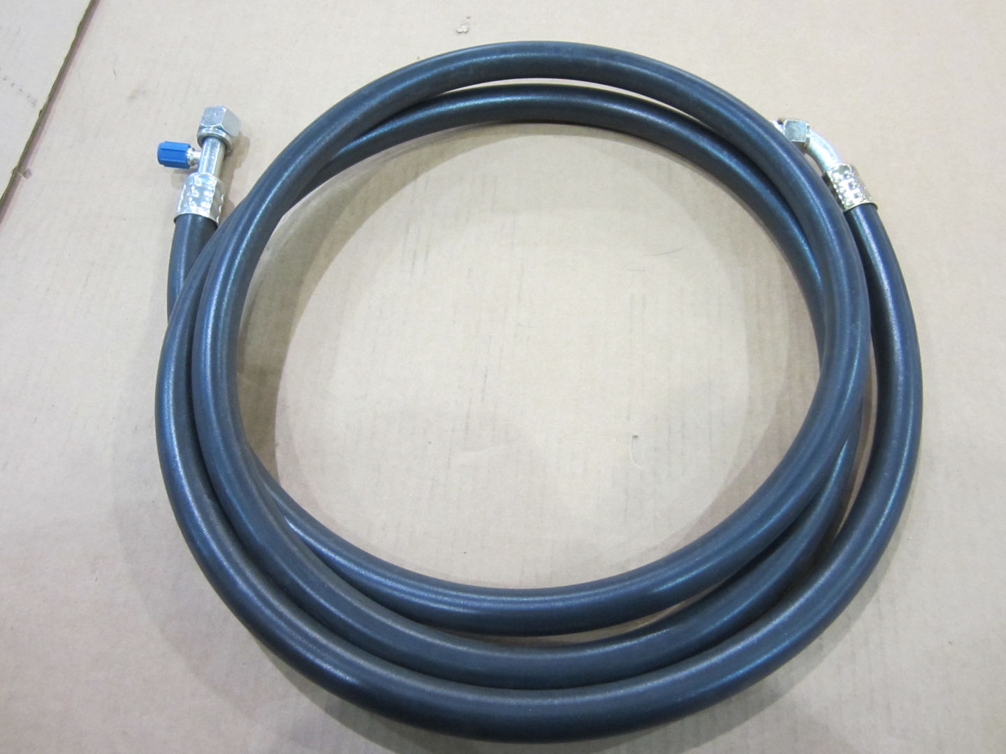1001107427 Hose, A/C Compressor To Evap | JLG