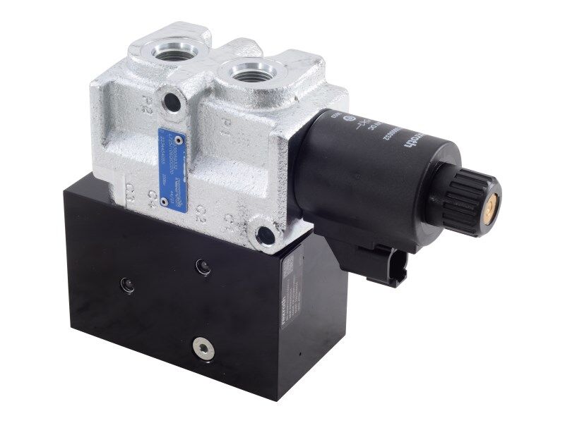 JLG Part # 1001215434 – Traction Valve