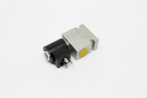 Genie Lift Part # 7-367-01GT - VALVE,CONTROLLER RELIEF, EA