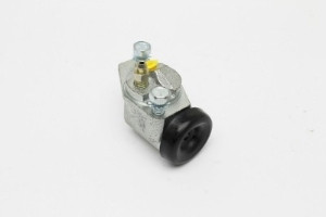 Genie Lift Part # 80236GT - WHEEL CYLINDER,RH (80234), EA
