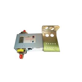 Johnson Controls P128AA-17 Lube Oil Cutout 8-70 PSI 120 Sec Manual Reset
