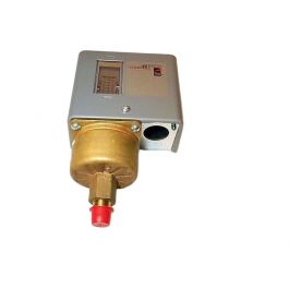 Johnson Controls P47AA-1 SPDT Steam Pressure Switch 0-15 PSI Opens On High