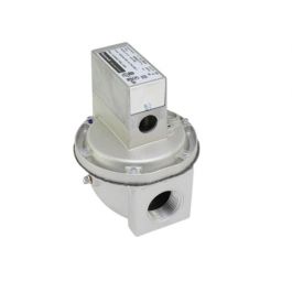 Honeywell V48A2177 1 1/4" Gas Valve 1/2 PSI 120V